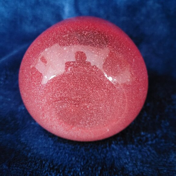 Red speckled swung vase - Picture 5 of 6